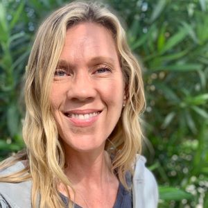 Meet your Posher, April